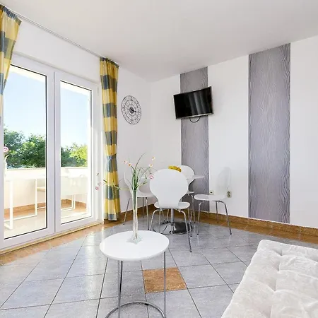 Appartement Punta Okrug Gornji